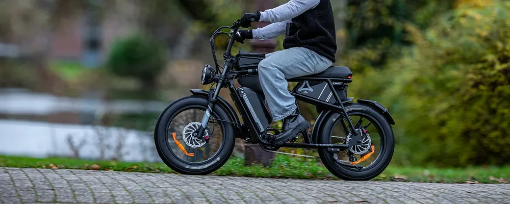 A-Spadz Cavet Air electric fatbike 250W 48V 15.6Ah in yellow, unisex design