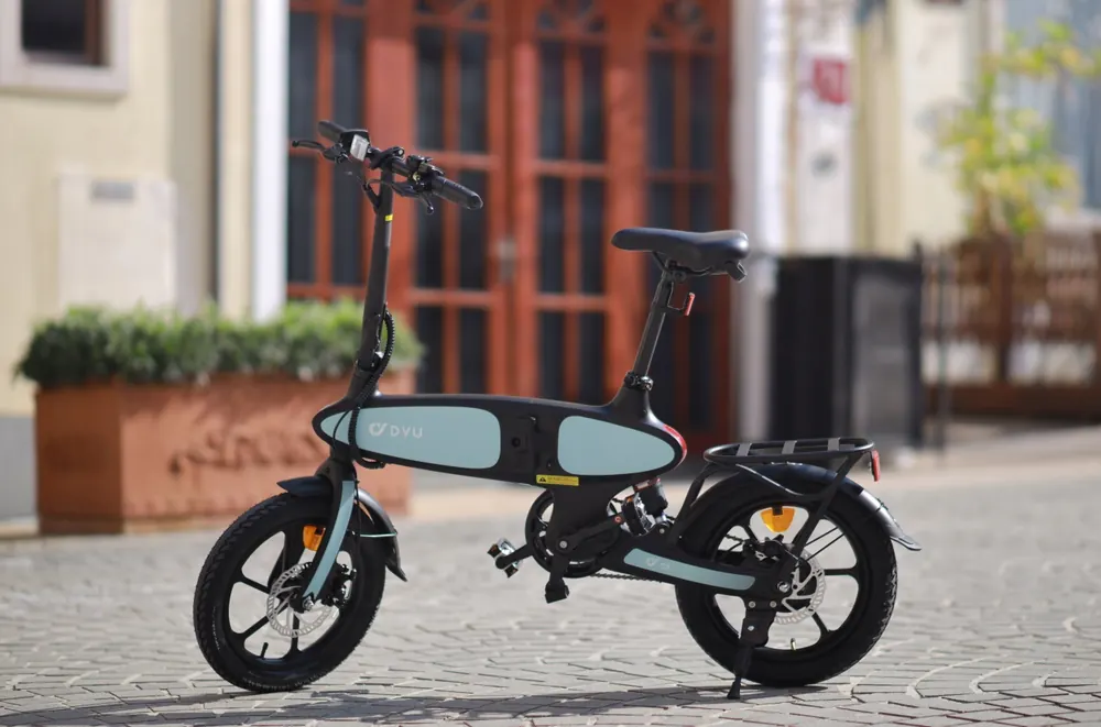 250W motor on the DYU C2 electric bike for smooth rides