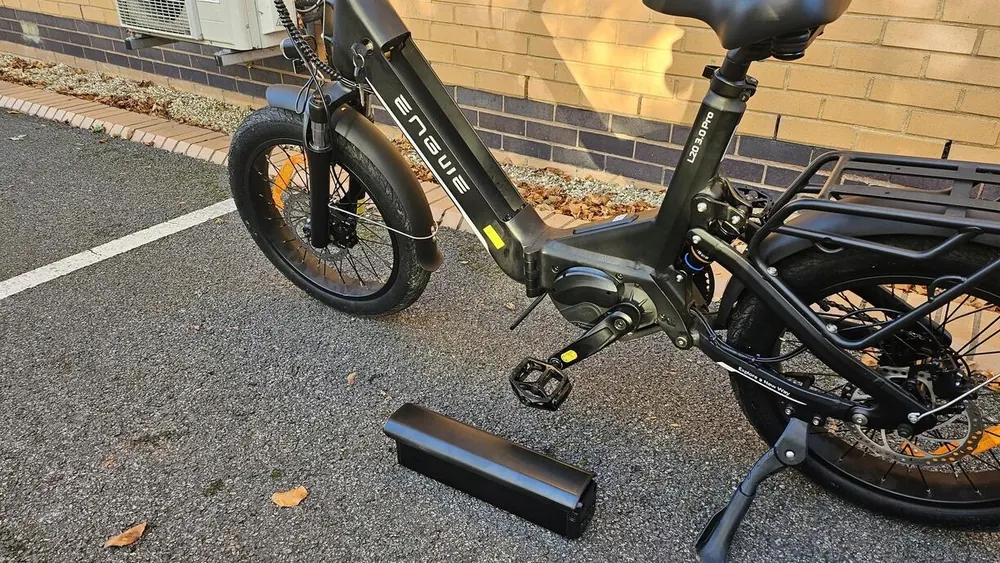 ENGWE L20 3.0 Pro e-bike size L frame with 160km range and 25km/h speed