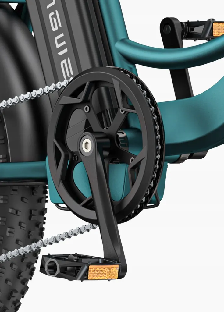 ENGWE L20 BOOST electric bike weighing 34.7 kg with sturdy build