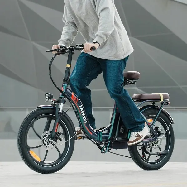 Fafrees F20+ Pro folding e-bike with 250W motor and 25Ah battery, 100km range, 12h charge time