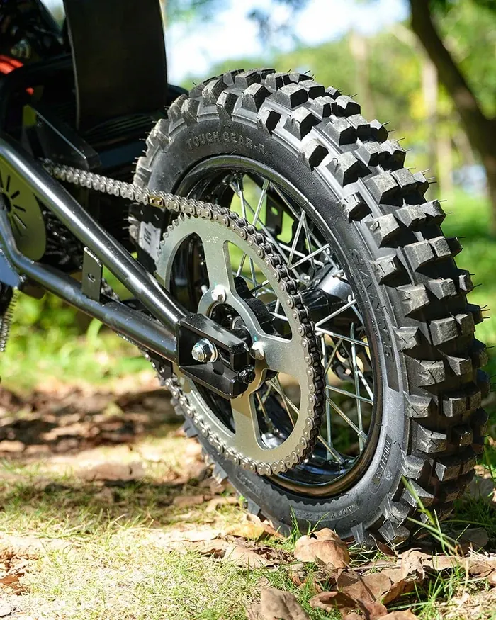 VIPCOO H3 electric bike in black colour sleek design