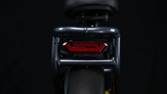 Cyrusher Nova LCD display