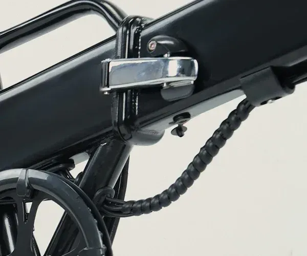 iSinwheel U3 Charging Port